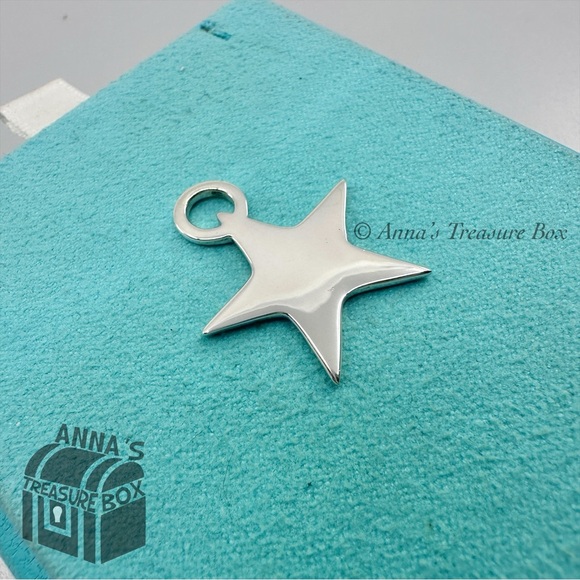 Tiffany & Co. 925 Silver Star Pendant Charm (pouch)